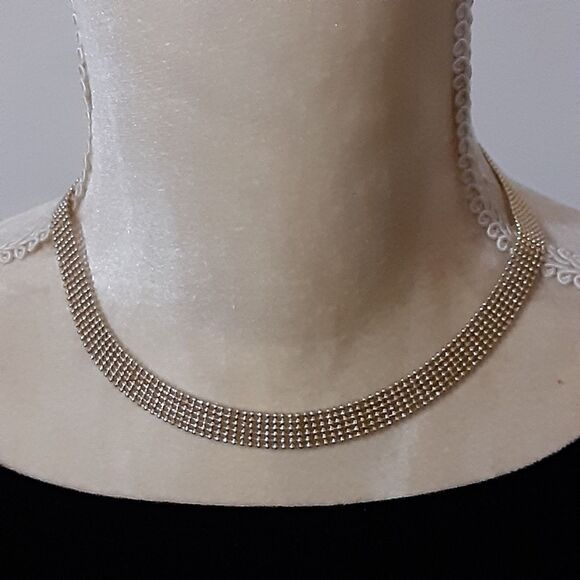 Monet Jewelry - Simple Monet marked gold tone mesh 14" choker necklace classic